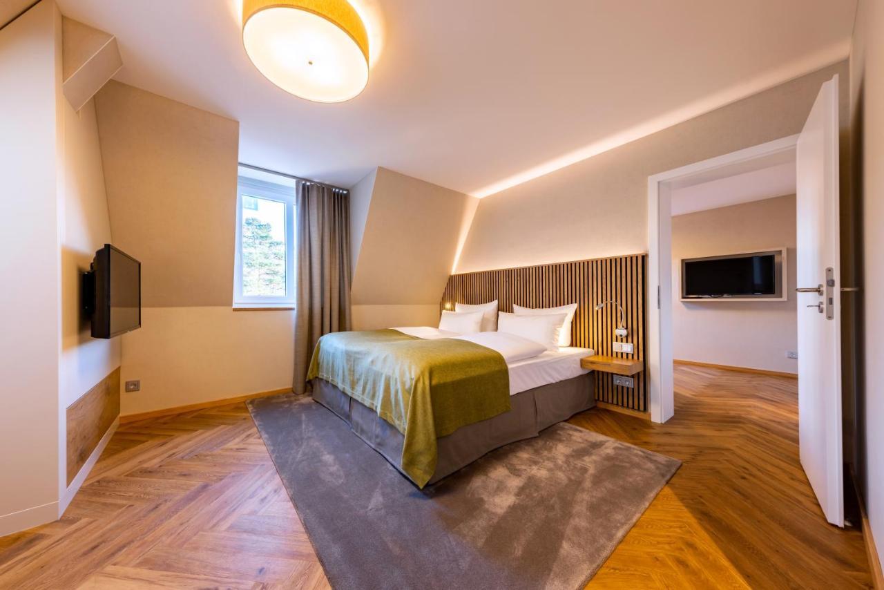 Parkhotel Gueldene Berge Вайсенфельс Экстерьер фото